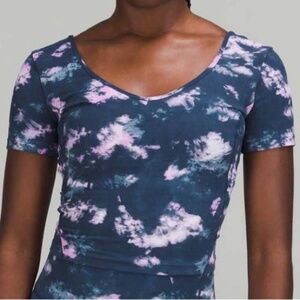 NEW WITH TAGS!! lululemon Align T™ Tee